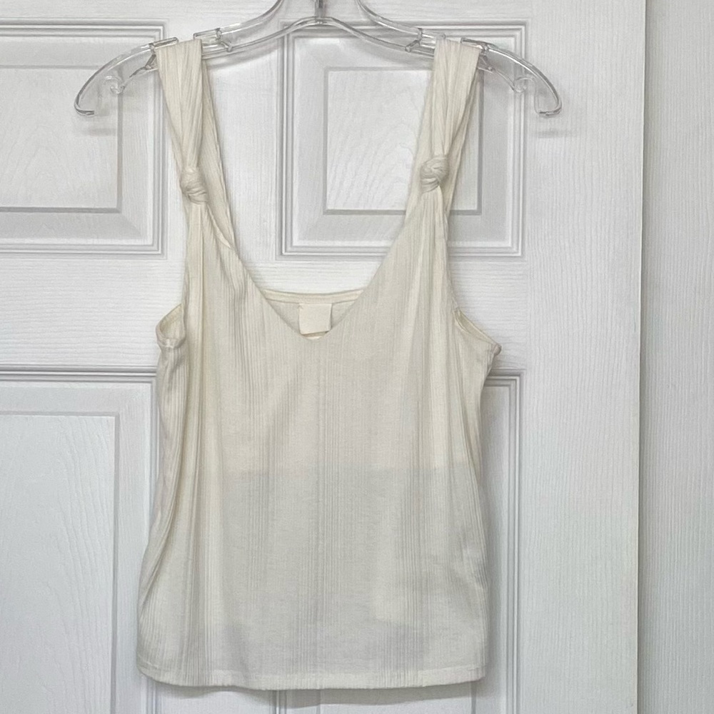 H & M Ribbed Cream Color V-neck Tank Top Knotted Straps Sz M